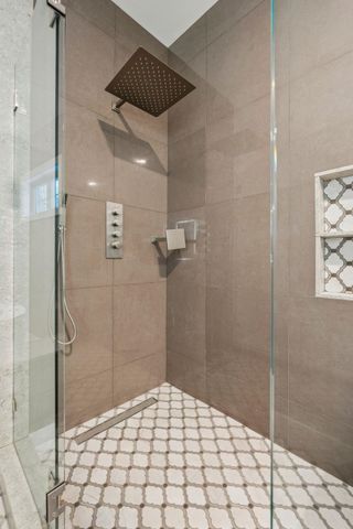 28 Lady Slipper Lane, Wolfeboro, NH 03894