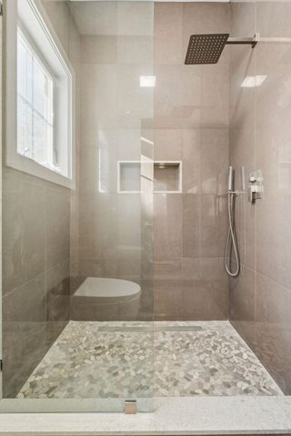 28 Lady Slipper Lane, Wolfeboro, NH 03894