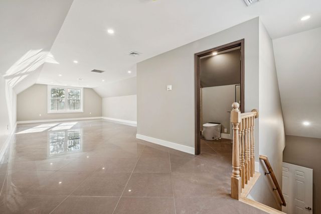 28 Lady Slipper Lane, Wolfeboro, NH 03894