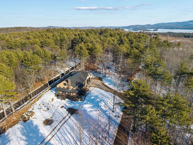 28 Lady Slipper Lane, Wolfeboro, NH 03894