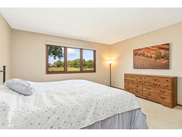 1471 Front Nine Dr, Fort Collins, CO 80525