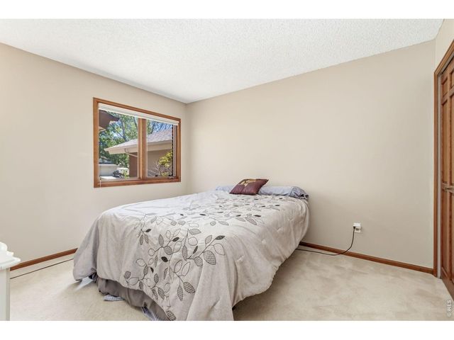 1471 Front Nine Dr, Fort Collins, CO 80525