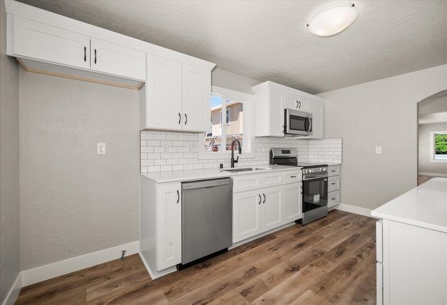 1005 S Century Rd, Spokane Valley, WA 99037