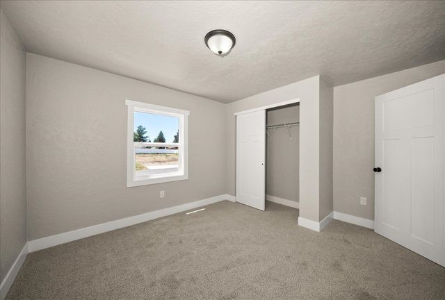 1005 S Century Rd, Spokane Valley, WA 99037