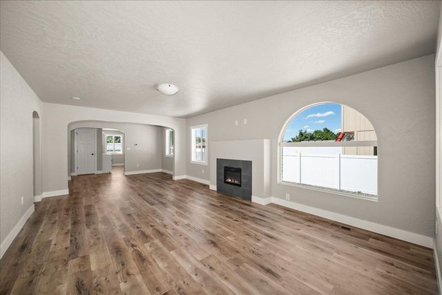 1005 S Century Rd, Spokane Valley, WA 99037