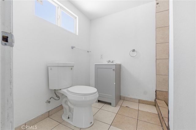 1114 N Cherry, Banning, CA 92220