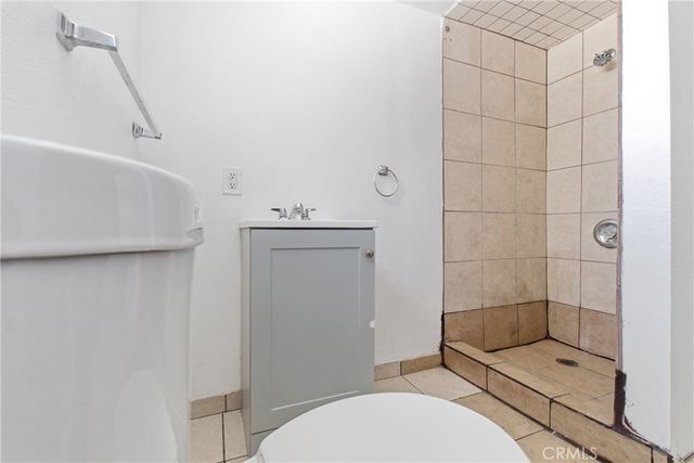 1114 N Cherry, Banning, CA 92220