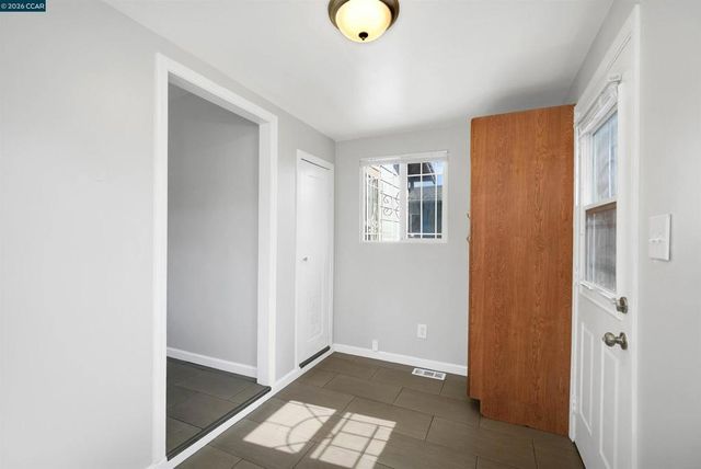 1118 75Th Ave, Oakland, CA 94621