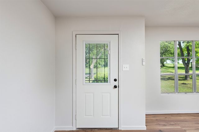 103 Ivy Street, Goodlow, TX 75144