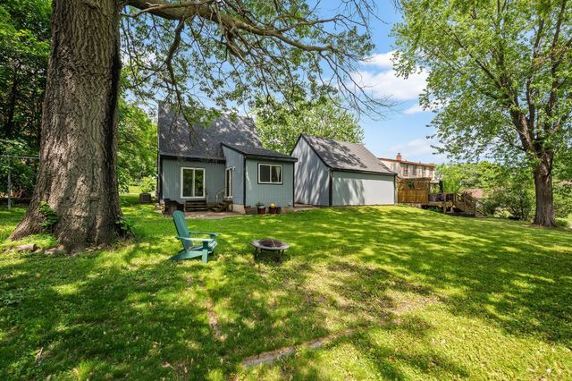 774 Roselawn Avenue E, Maplewood, MN 55117