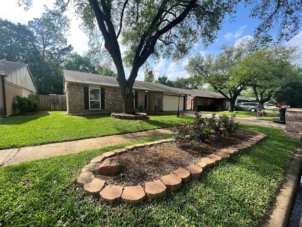 4407 Kevinkay Drive, Houston, TX 77084
