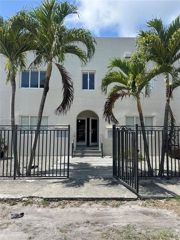 2500 NE 192nd St 6, Miami, FL 33180