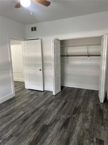 2500 NE 192nd St 6, Miami, FL 33180