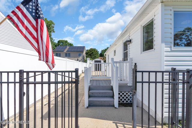 470 Woodpark Drive, Brick, NJ 08723
