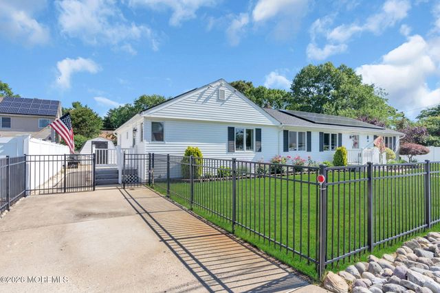 470 Woodpark Drive, Brick, NJ 08723