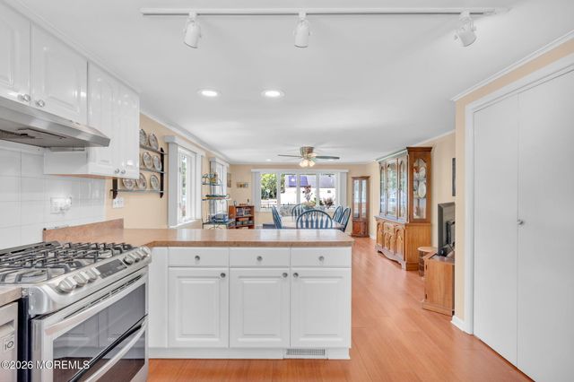 470 Woodpark Drive, Brick, NJ 08723