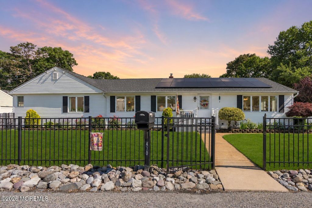 470 Woodpark Drive, Brick, NJ 08723