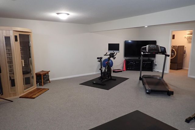 6818 Snowberry Drive, Fort Wayne, IN 46814