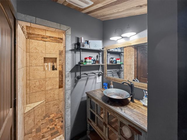1524 County Road 34520, Sumner, TX 75486