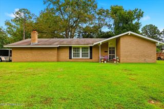 5320 Meadow Oaks Pk Drive, Jackson, MS 39211