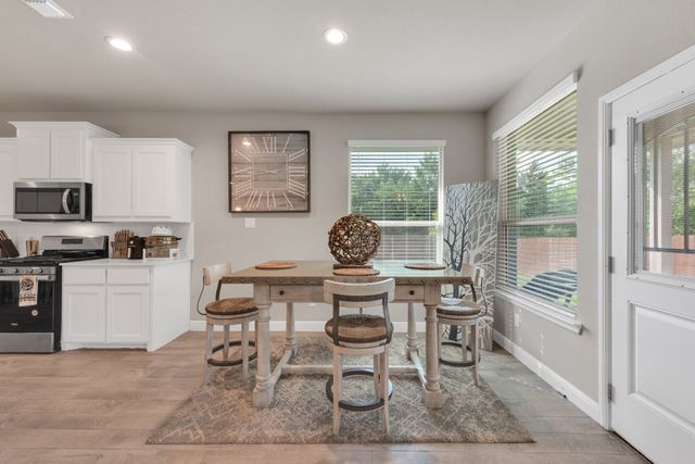 300 Clayton Street, Glenn Heights, TX 75154