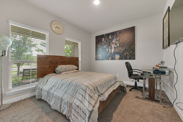 300 Clayton Street, Glenn Heights, TX 75154