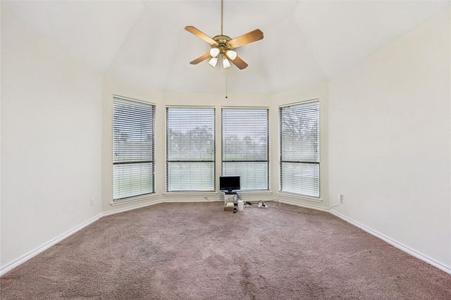 2102 N Fountain Valley Drive, Missouri City, TX 77459