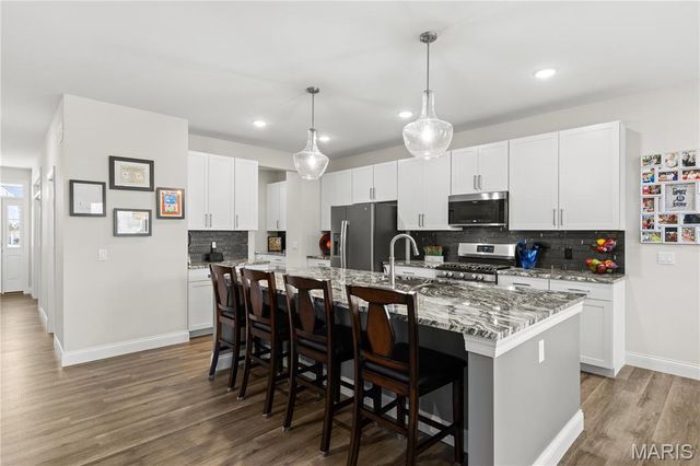 145 Royal Inverness Parkway, Dardenne Prairie, MO 63368