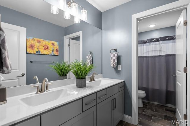 145 Royal Inverness Parkway, Dardenne Prairie, MO 63368