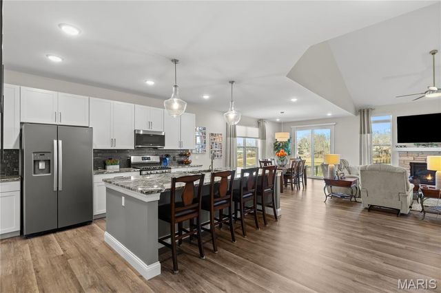 145 Royal Inverness Parkway, Dardenne Prairie, MO 63368