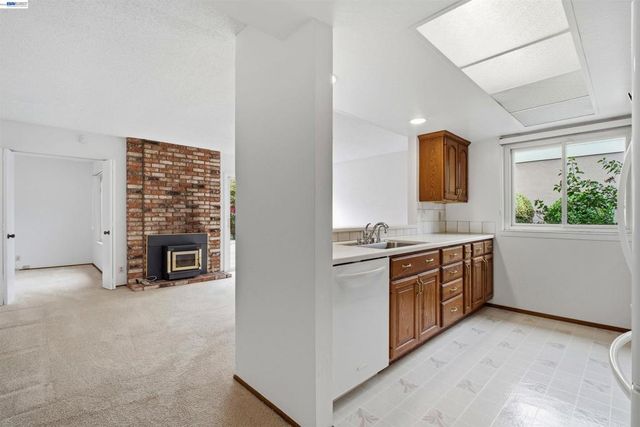34656 Calcutta, Fremont, CA 94555