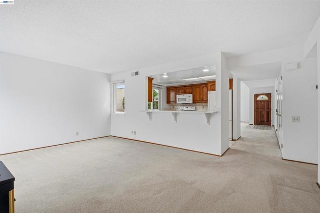 34656 Calcutta, Fremont, CA 94555