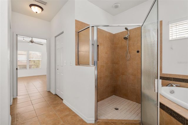 9984 NW 18TH ROAD, Gainesville, FL 32606