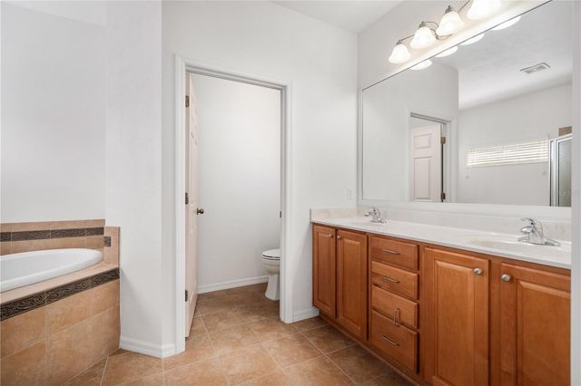 9984 NW 18TH ROAD, Gainesville, FL 32606