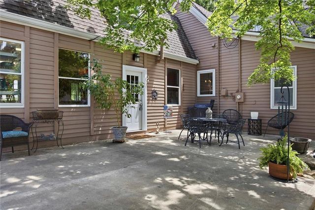 706 W Wall Street, Harrisonville, MO 64701