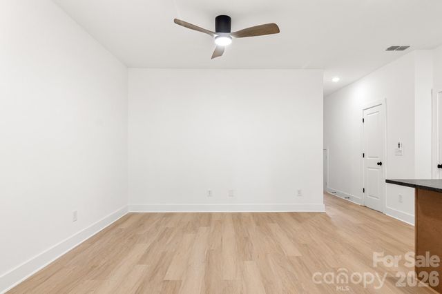 520 Carolyn Lane, Charlotte, NC 28213