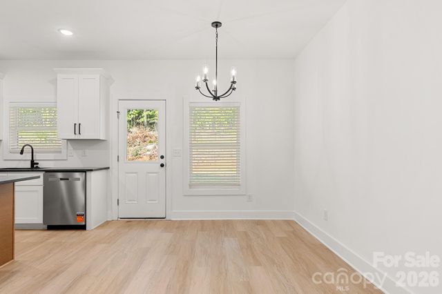 520 Carolyn Lane, Charlotte, NC 28213
