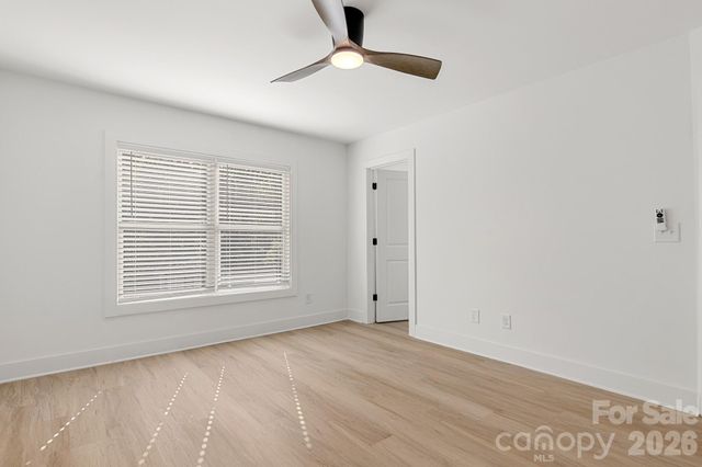 520 Carolyn Lane, Charlotte, NC 28213
