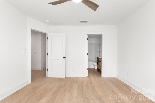 520 Carolyn Lane, Charlotte, NC 28213