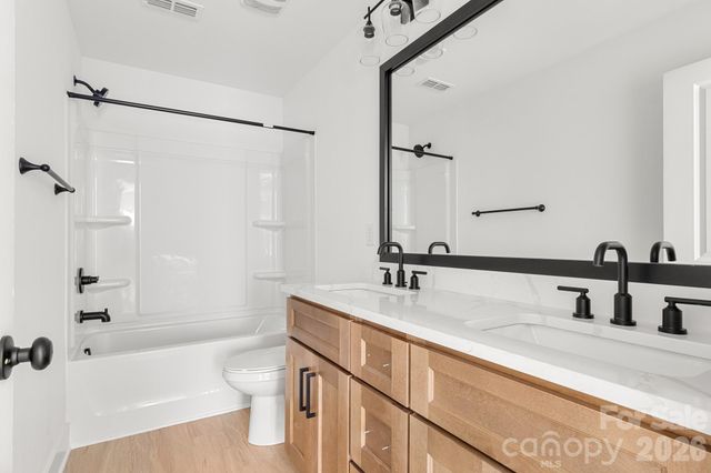 520 Carolyn Lane, Charlotte, NC 28213