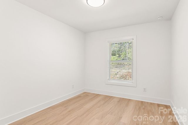 520 Carolyn Lane, Charlotte, NC 28213