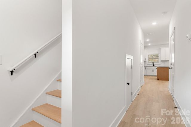 520 Carolyn Lane, Charlotte, NC 28213