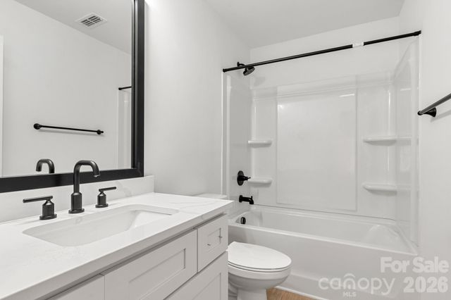 520 Carolyn Lane, Charlotte, NC 28213