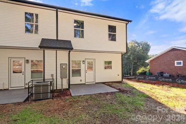 520 Carolyn Lane, Charlotte, NC 28213