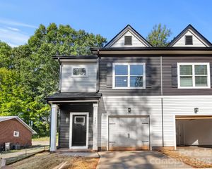 520 Carolyn Lane, Charlotte, NC 28213