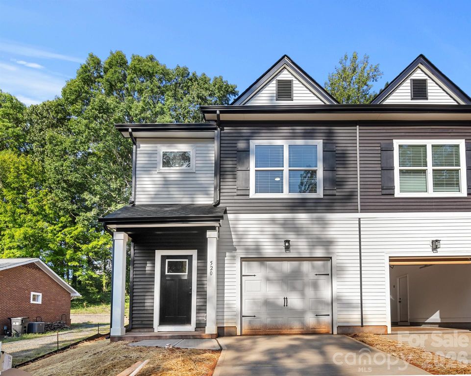 520 Carolyn Lane, Charlotte, NC 28213