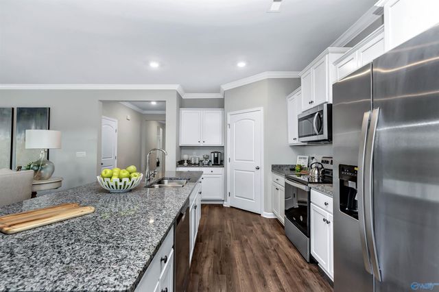 500 East River Landing Blvd SW, Madison, AL 35758