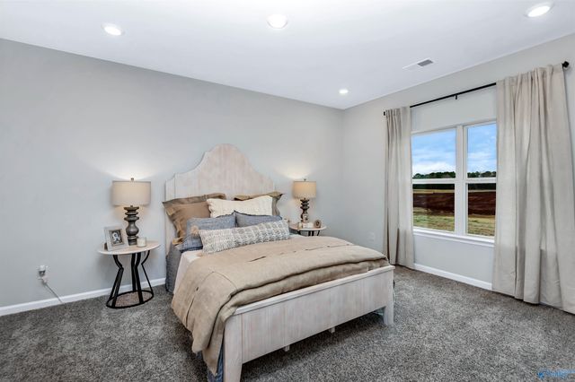 500 East River Landing Blvd SW, Madison, AL 35758