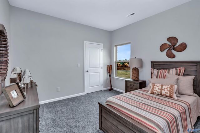 500 East River Landing Blvd SW, Madison, AL 35758