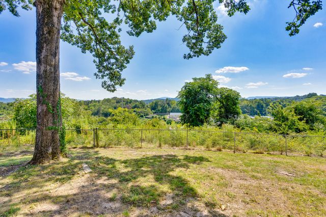 604 Highview Drive, Chattanooga, TN 37415